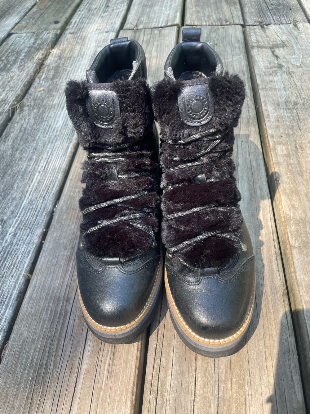 Women's Black Fur Lace-Up Winter Boots